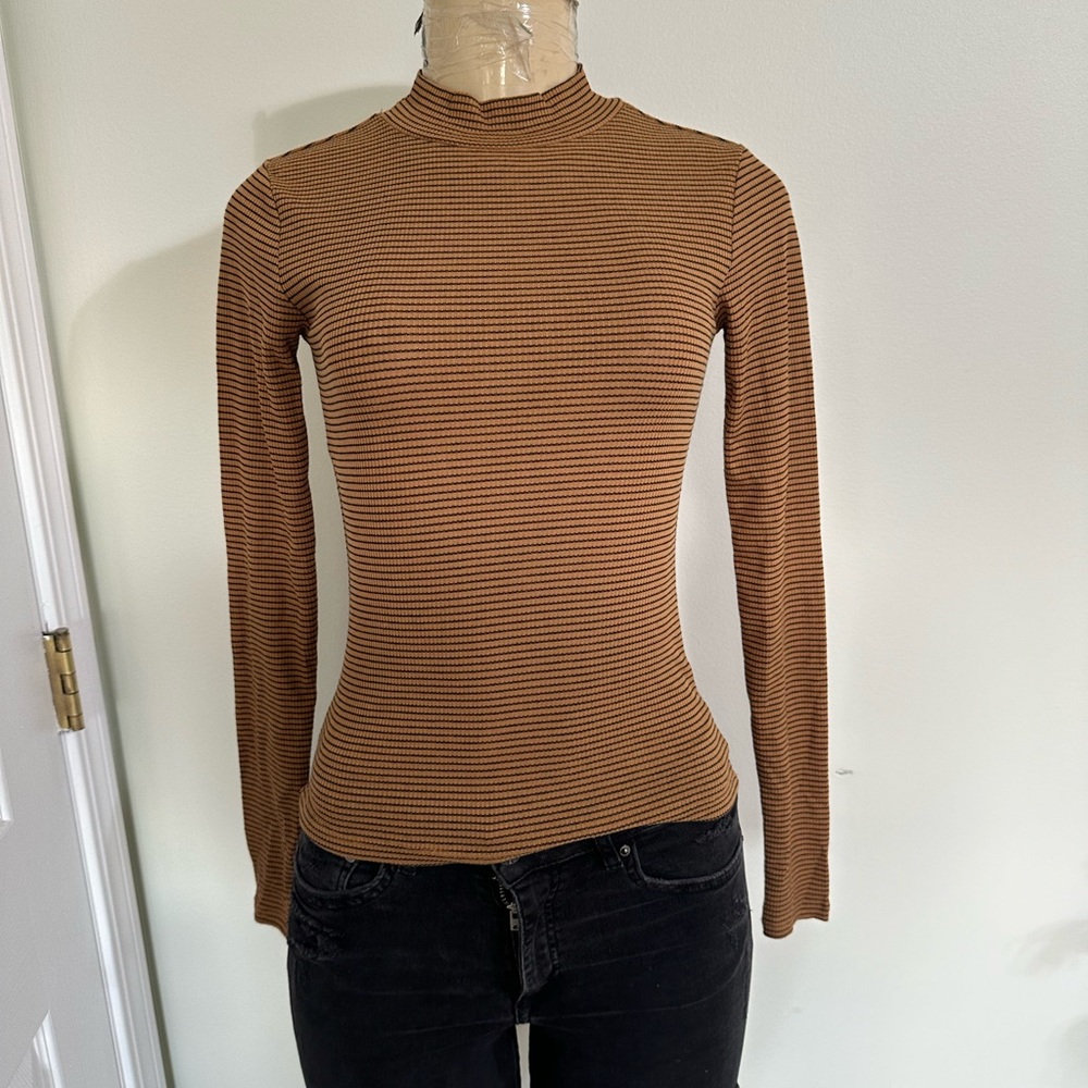 XS -  Stripped Turtleneck - black & brown